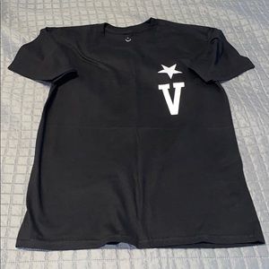 Black scale t shirt men’s size small